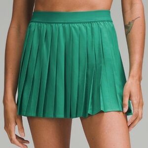 Lululemon high-rise pleated tennis skirt — size 10